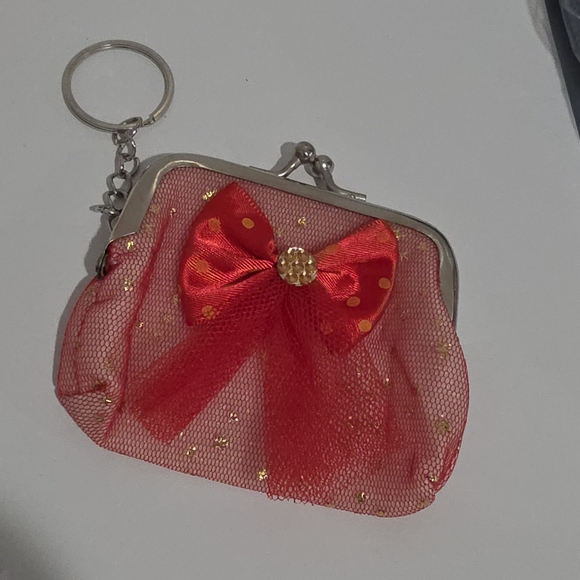Sanrio Red Mesh Mini Bag with Bow + GIFT - Picture 4 of 5